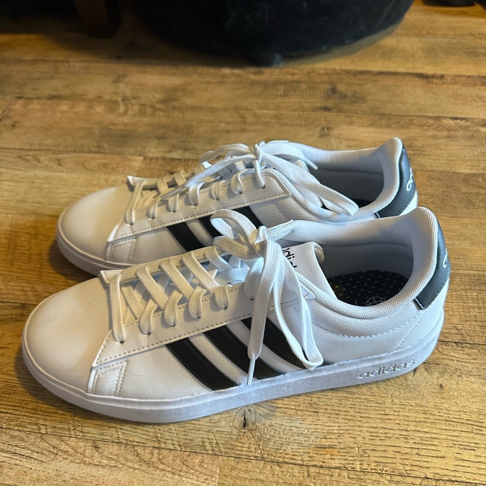 Men’s Adidas Grand Court white sneakers- size 10.5
